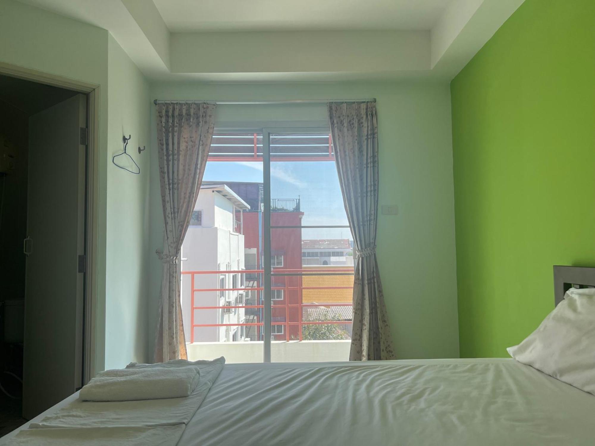 Bonita House Hotell Bangkok Exteriör bild