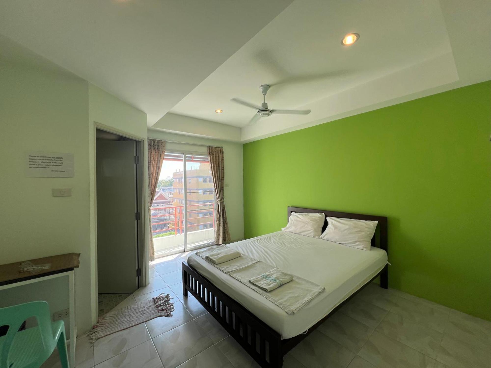 Bonita House Hotell Bangkok Exteriör bild